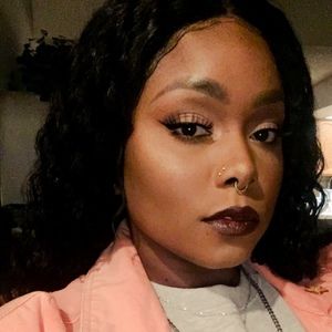 Meet your Posher, Sally